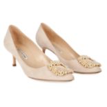 MANOLO BLAHNIK BEIGE HANGISI 50 PEARL HEELS Condition grade B. Size 39. Heel height 50cm. Beige...