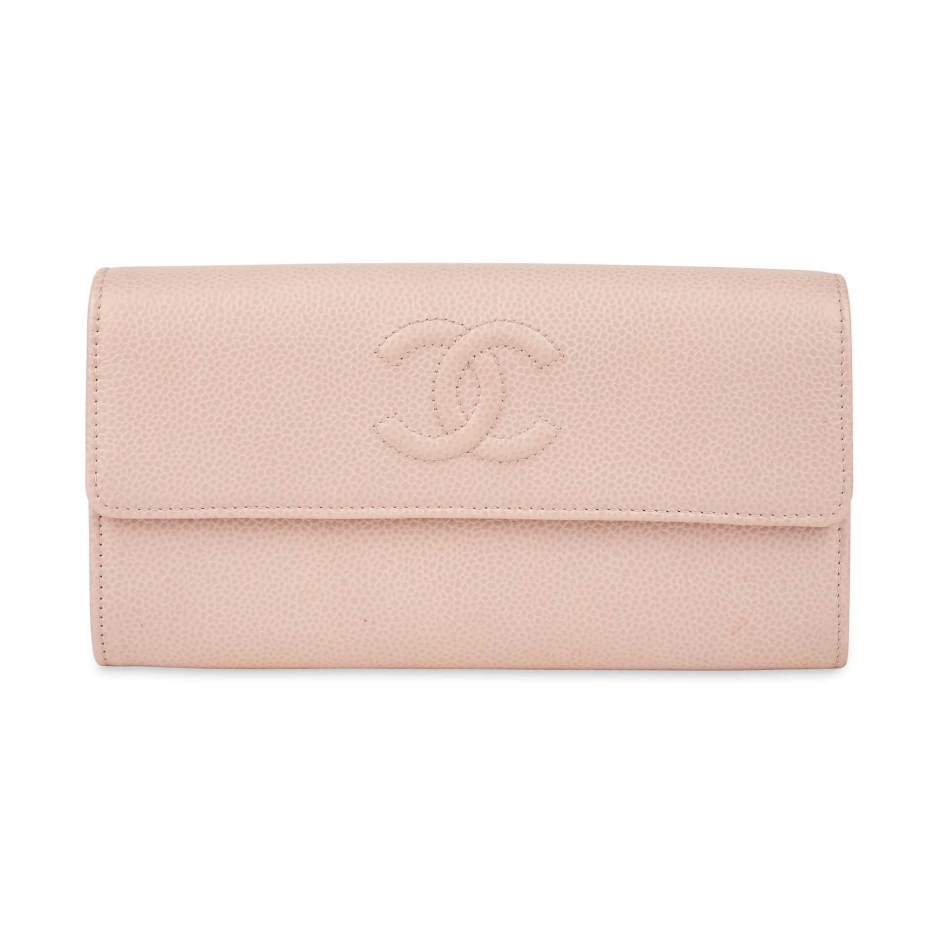 CHANEL TIMELESS CC PINK CAVIAR LONG WALLET Condition grade C. 19cm long, 11cm high. Produced in...