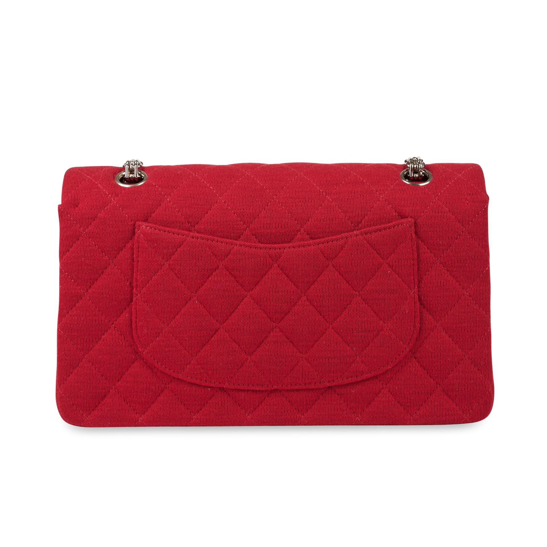 CHANEL RED FABRIC MEDIUM CLASSIC FLAP BAG Condition grade A-. Produced in 2005. 25cm long, 16cm... - Image 3 of 6