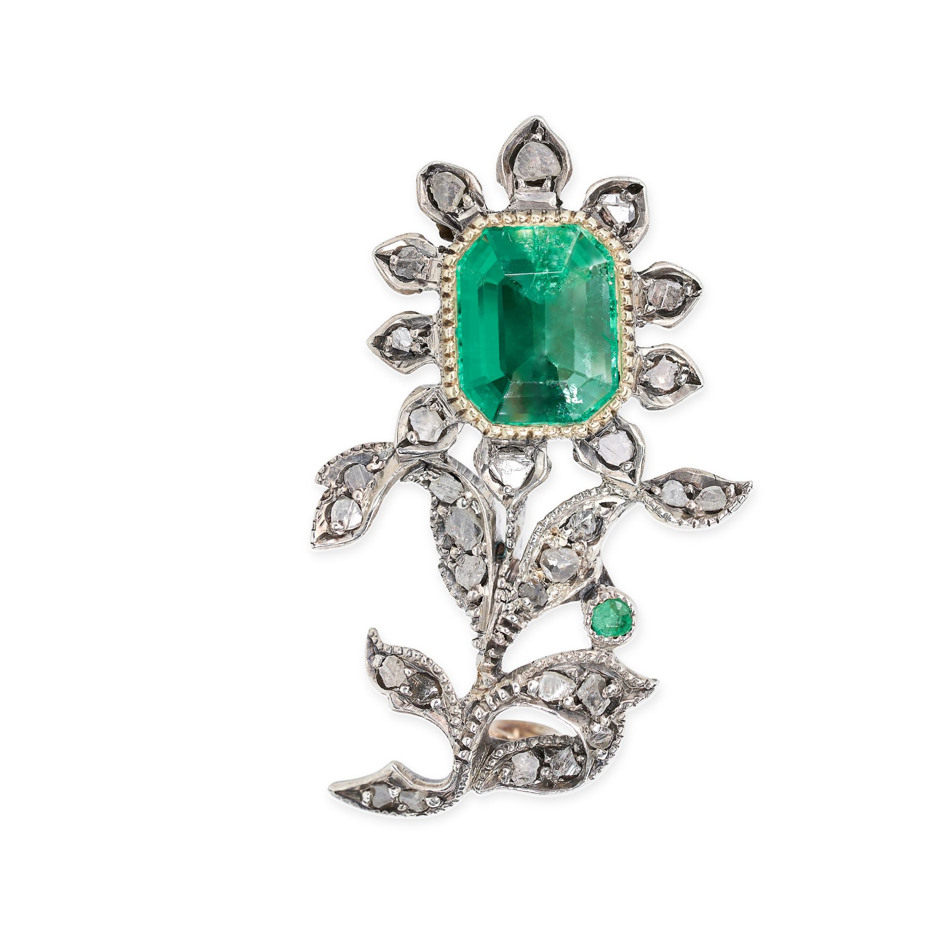 AN ANTIQUE EMERALD AND DIAMOND FLOWER BROOCH, 19TH CENTURY in yellow gold and silver, designed as...