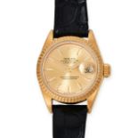 ROLEX - A VINTAGE LADIES ROLEX DATEJUST in 18ct yellow gold, 6917, c.1978, serial 527XXXX the cha...