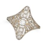 AN ANTIQUE DIAMOND DRESS RING, EARLY 20TH CENTURY in yellow gold and platinum, set with an old Eu...