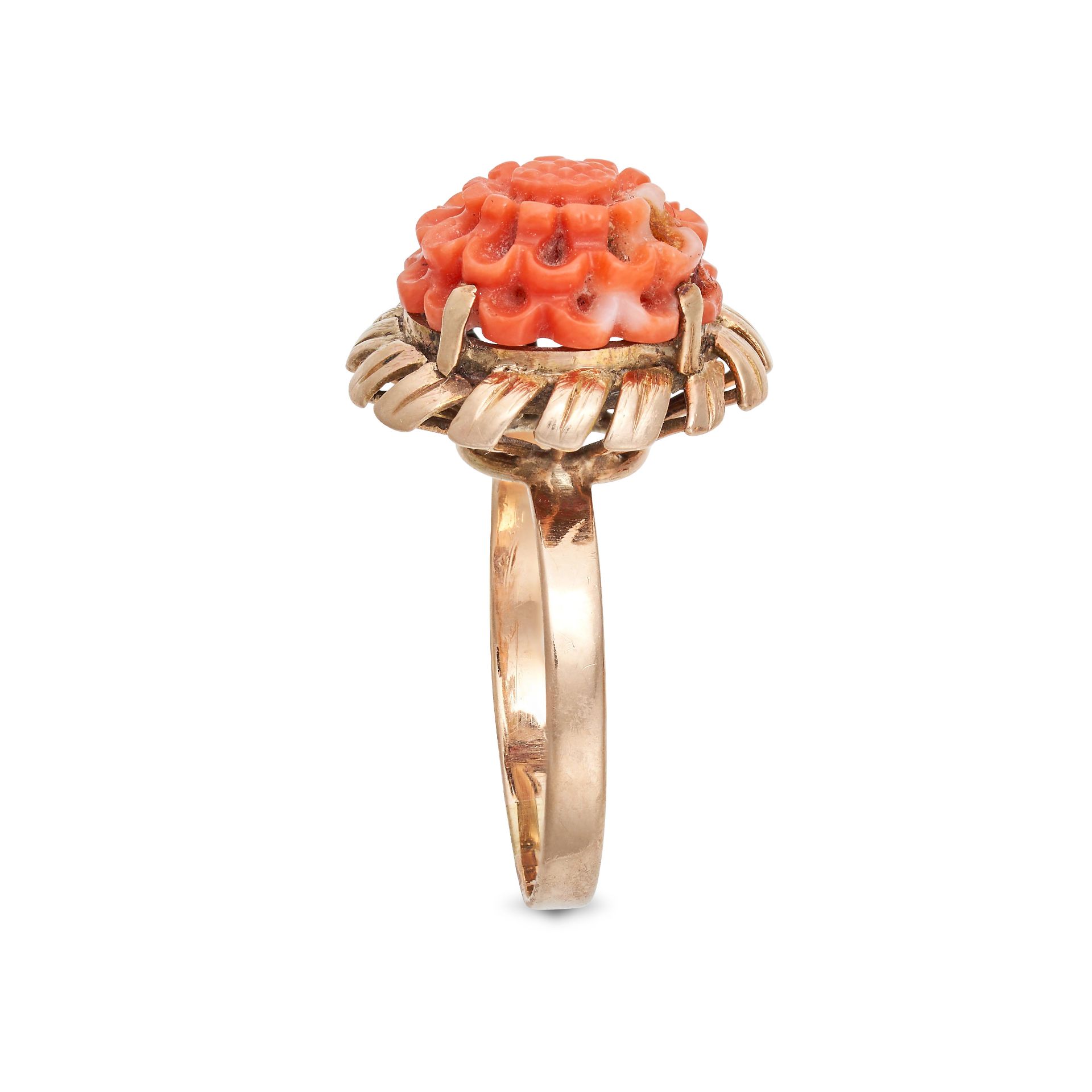 NO RESERVE - A CORAL FLOWER RING in 14ct yellow gold, set with a coral carved to depict a flower,... - Image 2 of 2