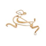 NO RESERVE - TIFFANY & CO., A VINTAGE PEARL DEER BROOCH in 14ct yellow gold, designed as the outl...