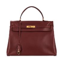 HERMÈS VINTAGE BURGUNDY KELLY 35 BAG Condition grade C.  35cm long, 25cm high. Top handle drop ...