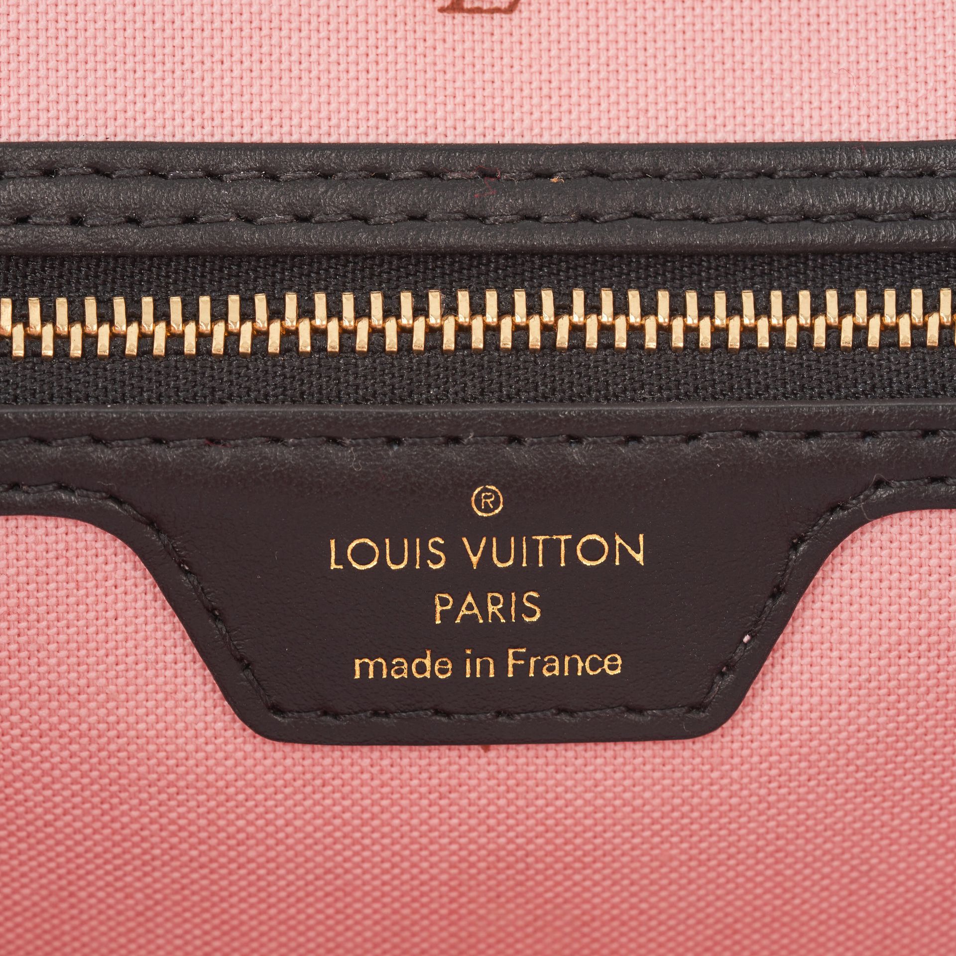 LOUIS VUITTON PINK AND BLACK MONOGRAM NEVERFULL TOTE BAG Condition grade A-. 45cm long, 28cm hi... - Bild 5 aus 9
