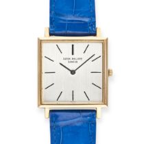 PATEK PHILIPPE - A VINTAGE PATEK PHILIPPE WRISTWATCH in 18ct yellow gold, 3555, 2659XXX, 18 jewel...