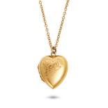 NO RESERVE - AN ANTIQUE HEART LOCKET PENDANT NECKLACE in 9ct yellow gold, comprising a trace chai...