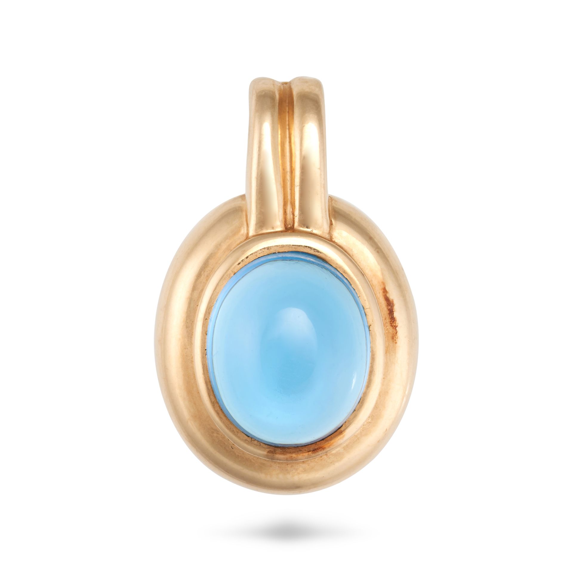 NO RESERVE - A BLUE TOPAZ PENDANT in 14ct yellow gold, set with a cabochon blue topaz of approxim...