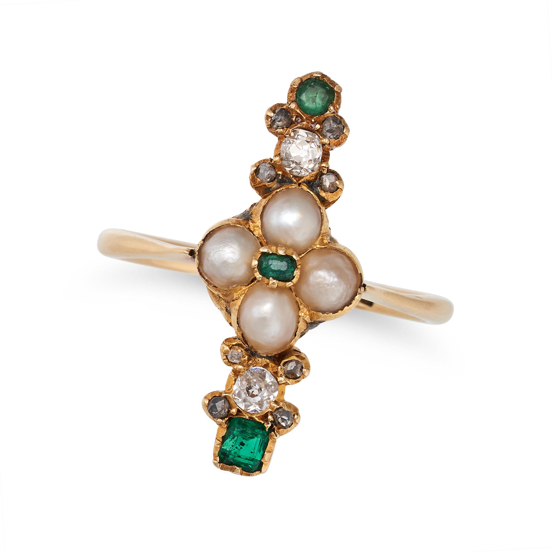 AN ANTIQUE PEARL, EMERALD AND DIAMOND RING in 18ct yellow gold, set with a quatrefoil cluster of ...