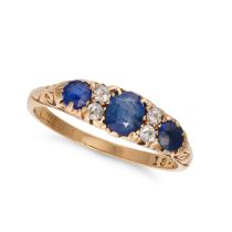 AN ANTIQUE VICTORIAN SAPPHIRE AND DIAMOND RING in yellow gold, set with three round cut sapphires...