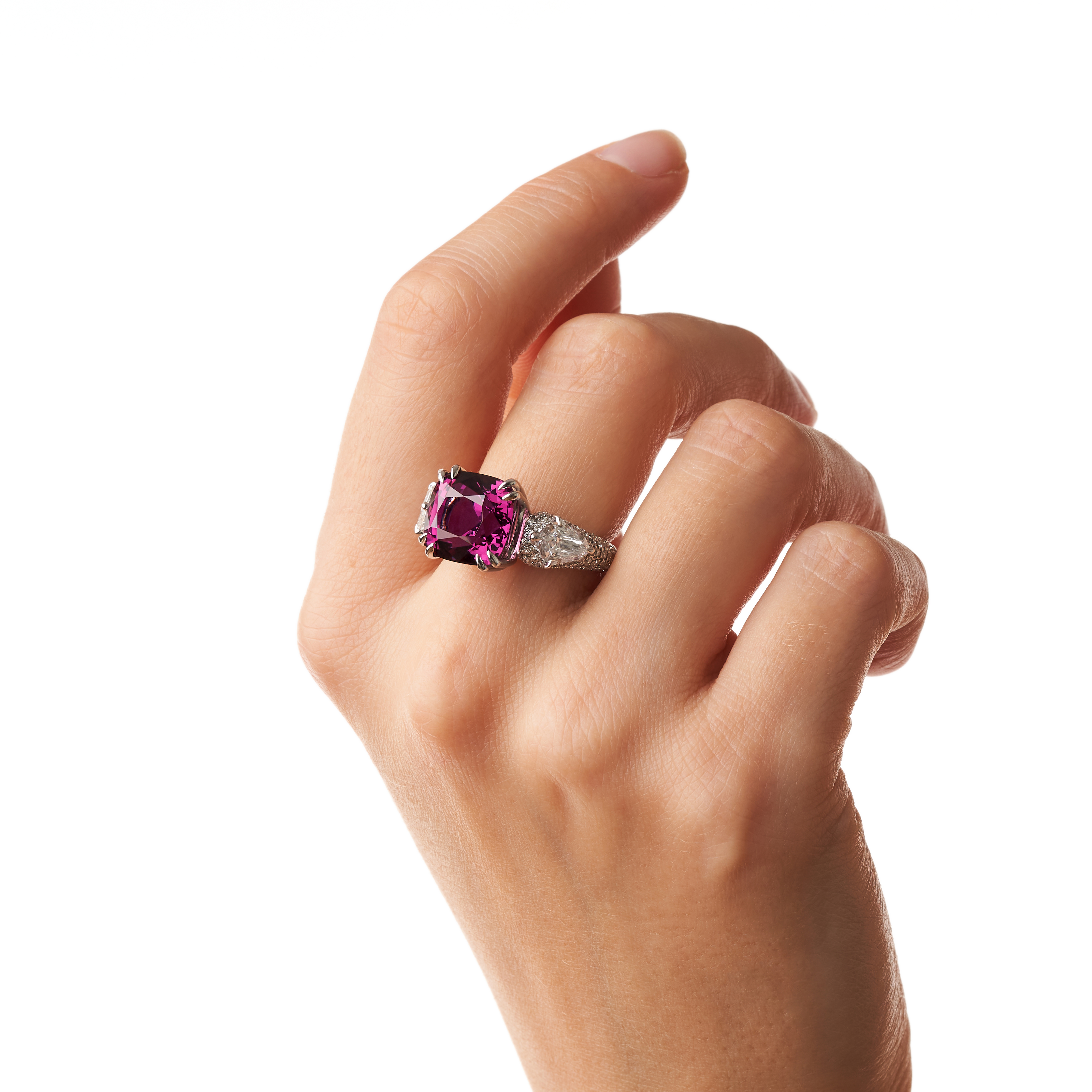 A CEYLON NO HEAT PURPLE SPINEL AND DIAMOND RING in 18ct white gold, set with a cushion cut purple... - Image 2 of 2