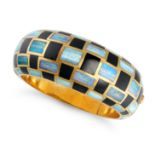 ANGELA CUMMINGS FOR TIFFANY & CO., A FINE OPAL AND ONYX BANGLE, CIRCA 1970 in 18ct yellow gold, t...
