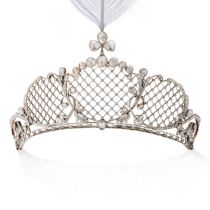 J.E CALDWELL, A FINE BELLE EPOQUE DIAMOND TIARA in 18ct yellow gold and platinum, the tapering la...