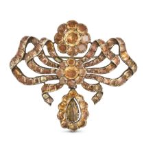 AN ANTIQUE PORTUGUESE TOPAZ GIRANDOLE BROOCH, CIRCA 1800 in silver, the ribbon and floral motifs ...