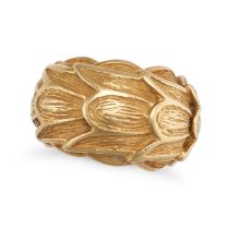 NO RESERVE - A GOLD DRESS RING in 18ct yellow gold, designed as a pattern of overlapping leaves, ...