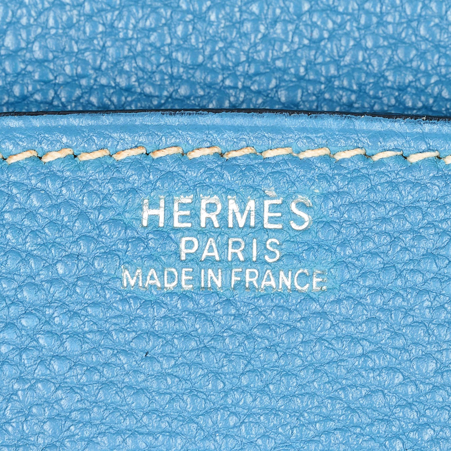 HERMES, A BLEU JEAN BIRKIN 30 BAG Condition grade B.  Produced in 2003. 30cm long, 23cm high. T... - Image 5 of 5