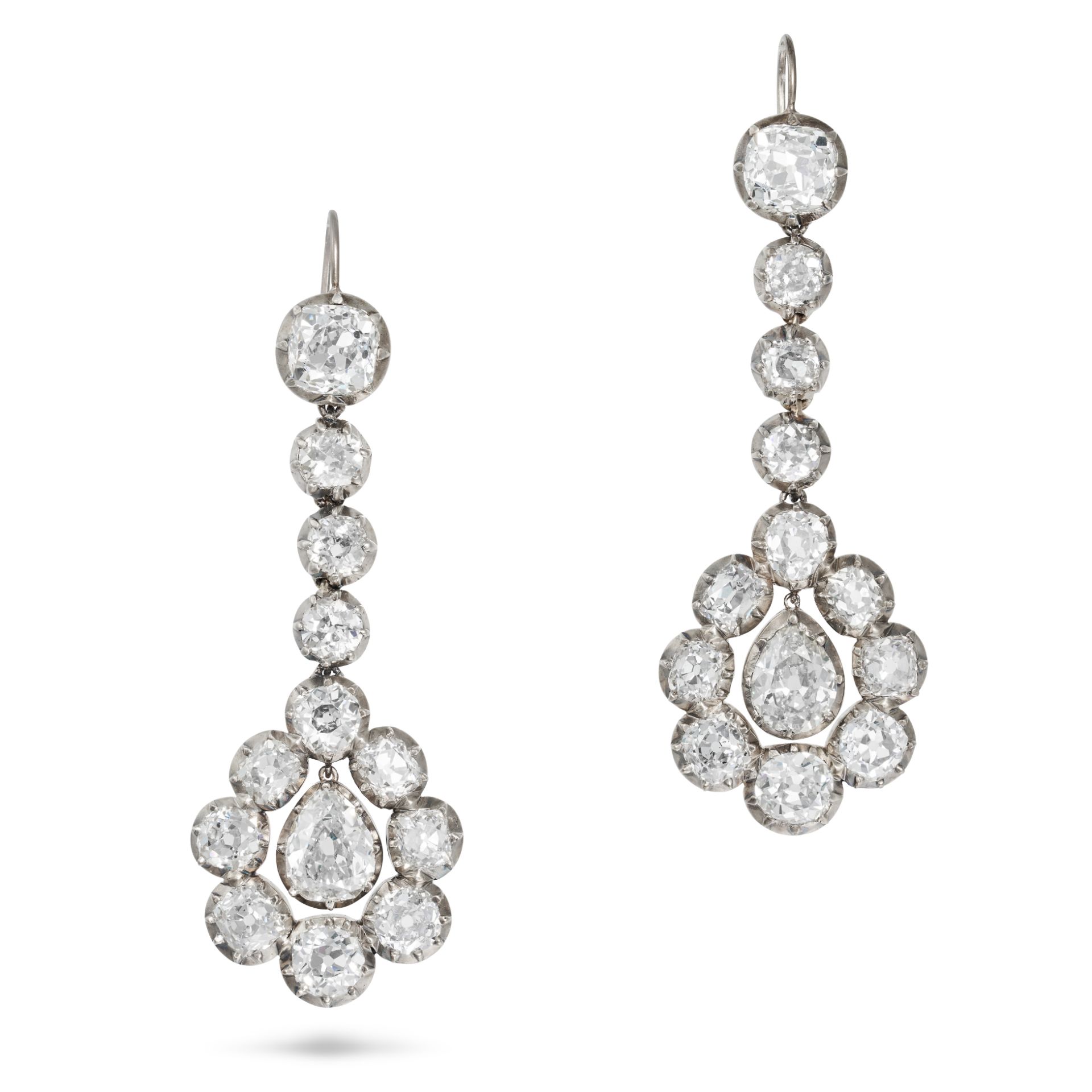 AN IMPORTANT PAIR OF FINE ANTIQUE DIAMOND DROP EARRINGS, 19TH CENTURY AND LATER in yellow gold