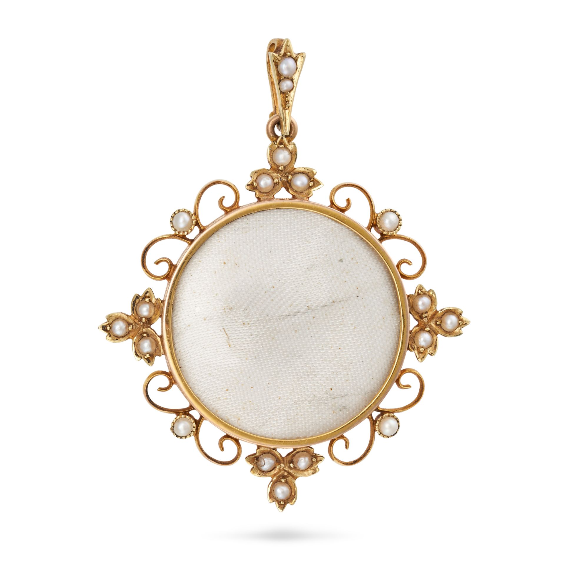 AN ANTIQUE PEARL LOCKET PENDANT in 15ct yellow gold, comprising a round glass locket in a border ...