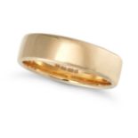 NO RESERVE - A GOLD WEDDING BAND RING in 18ct yellow gold, of plain design, partial British hallm...