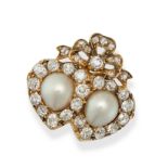 AN ANTIQUE VICTORIAN PEARL AND DIAMOND SWEETHEART RING in yellow gold, comprising two heart motif...
