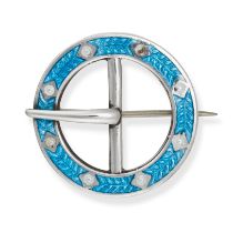 NO RESERVE - CHARLES HORNER, AN ANTIQUE ENAMEL BROOCH in silver, designed as an openwork circle d...