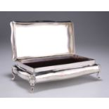 BUCCELLATI: AN ITALIAN SILVER JEWELLERY BOX