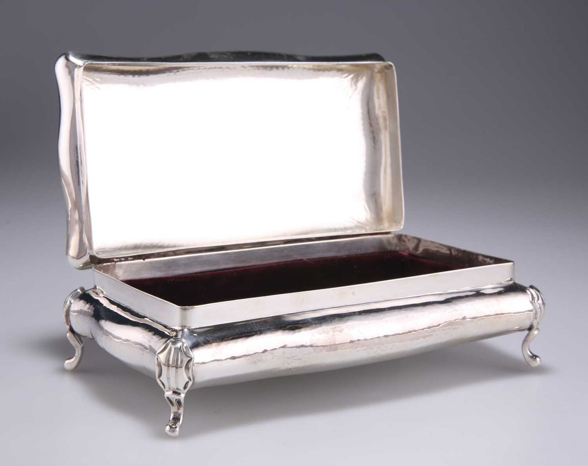 BUCCELLATI: AN ITALIAN SILVER JEWELLERY BOX