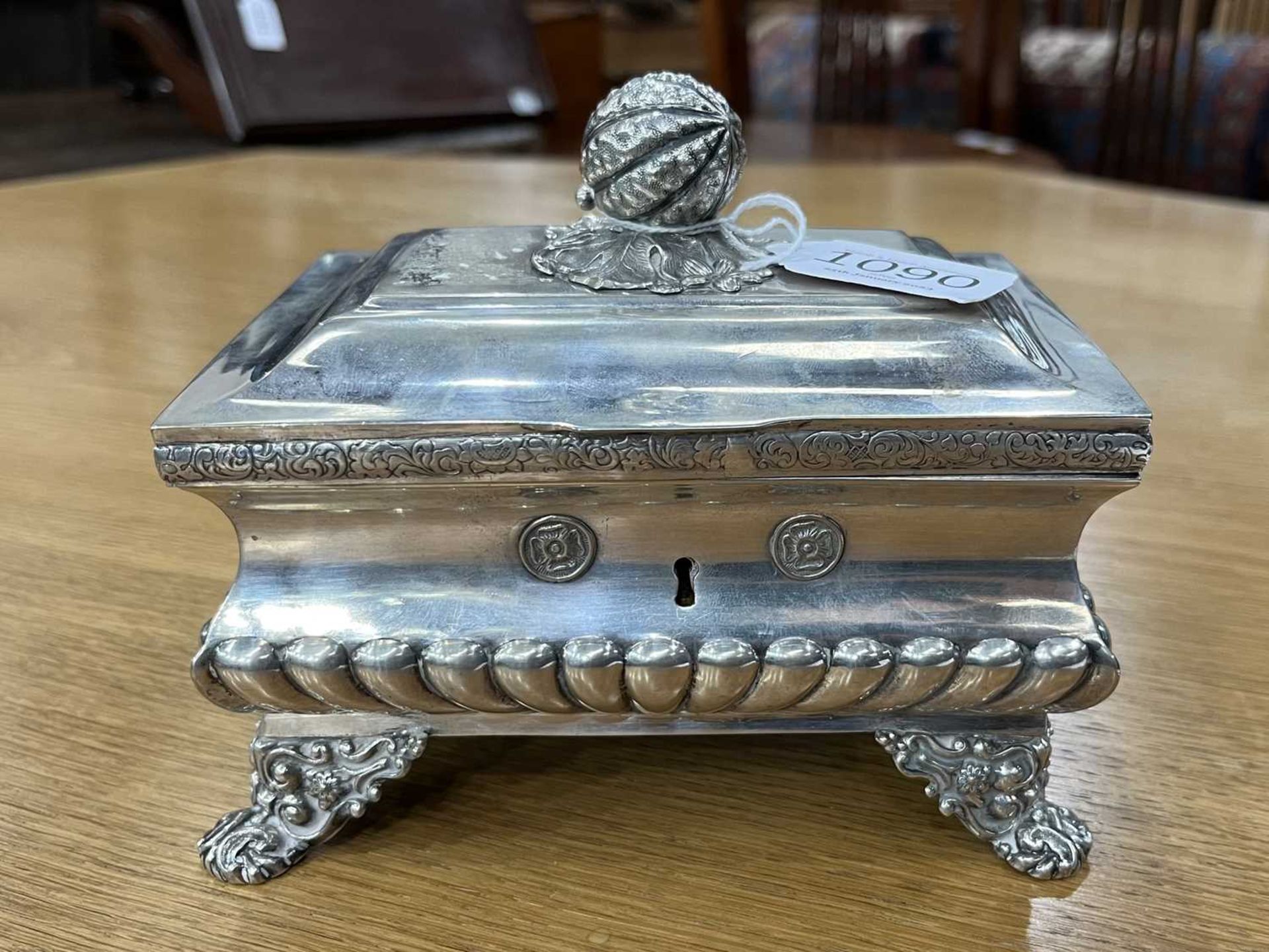 A MID-19TH CENTURY GERMAN SILVER TEA CADDY - Image 10 of 17