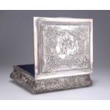 AN EDWARDIAN SILVER JEWELLERY BOX