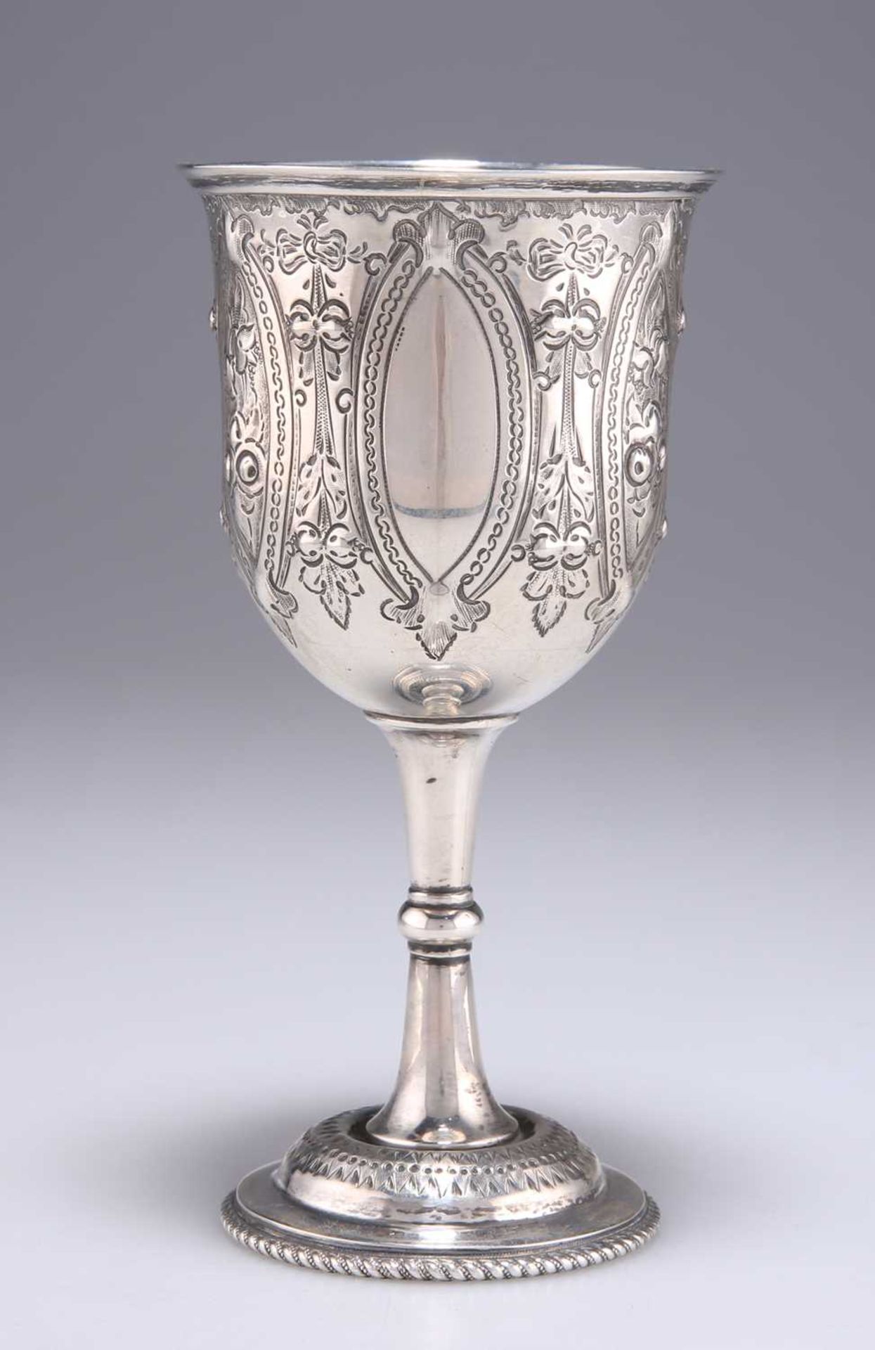 A VICTORIAN SILVER GOBLET - Image 2 of 3