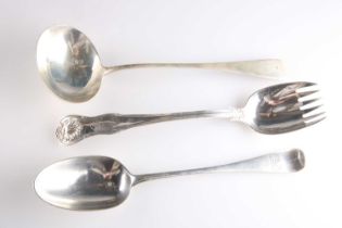 A GROUP OF VICTORIAN SILVER SERVING FLATWARE