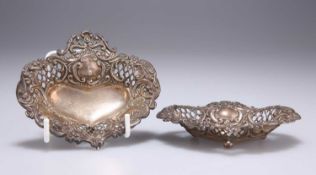 A PAIR OF LATE VICTORIAN PIERCED SILVER DISHES