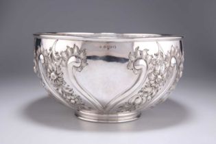 A GEORGE IV LARGE SILVER PUNCH BOWL
