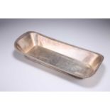 A GEORGE III OLD SHEFFIELD PLATE KNIFE TRAY