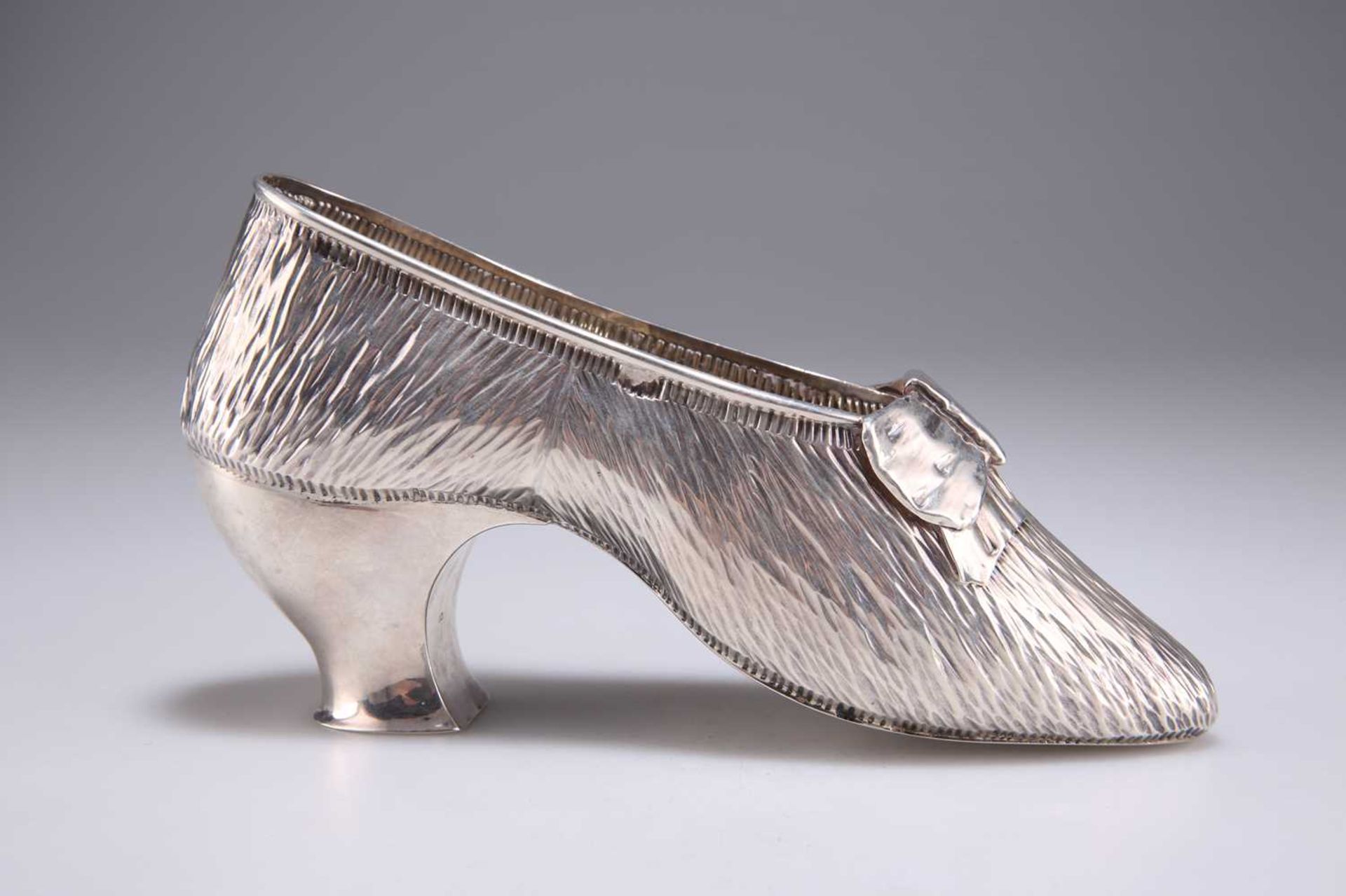 A LATE VICTORIAN SILVER MODEL OF A SHOE - Image 2 of 3