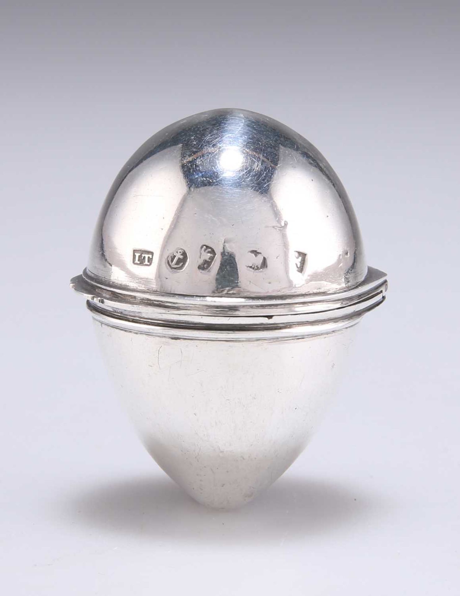 A GEORGE III SILVER EGG-SHAPED NUTMEG GRATER - Image 2 of 2
