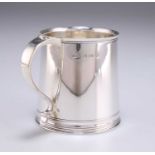 A GEORGE VI SILVER MUG