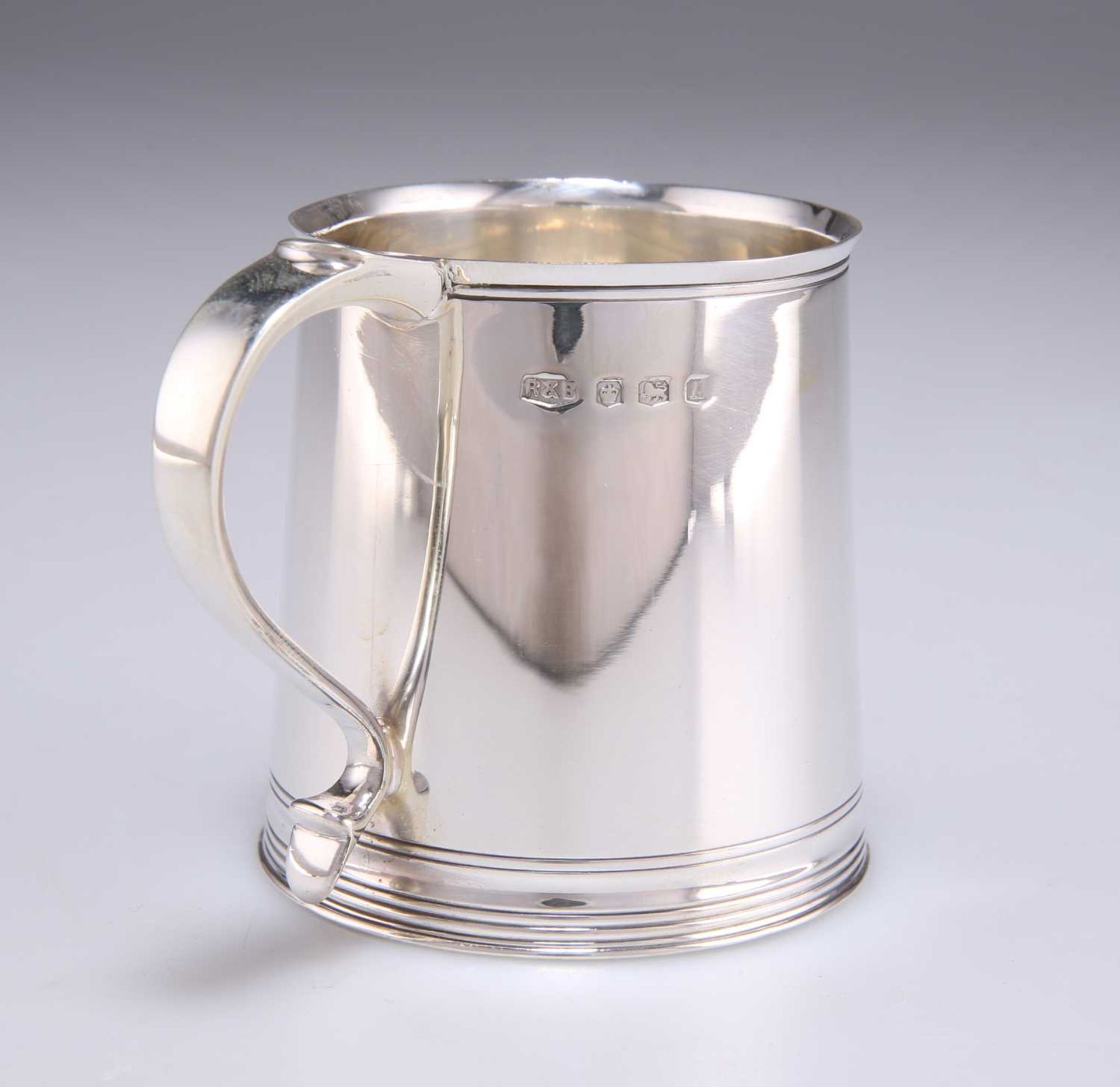 A GEORGE VI SILVER MUG