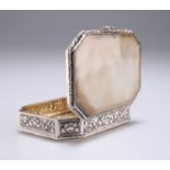 AN EARLY 19TH CENTURY AGATE TABLE SNUFF BOX