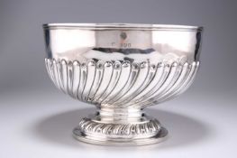 A LARGE VICTORIAN SILVER BOWL