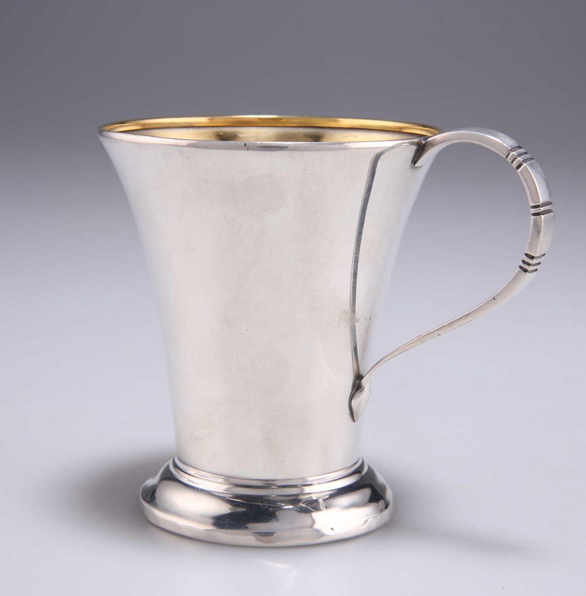 AN ART DECO SILVER MUG