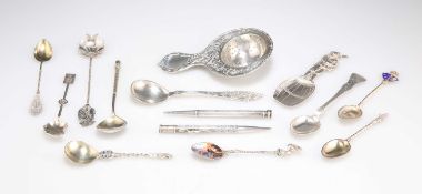 A GROUP OF CONTINENTAL AND FOREIGN SILVER