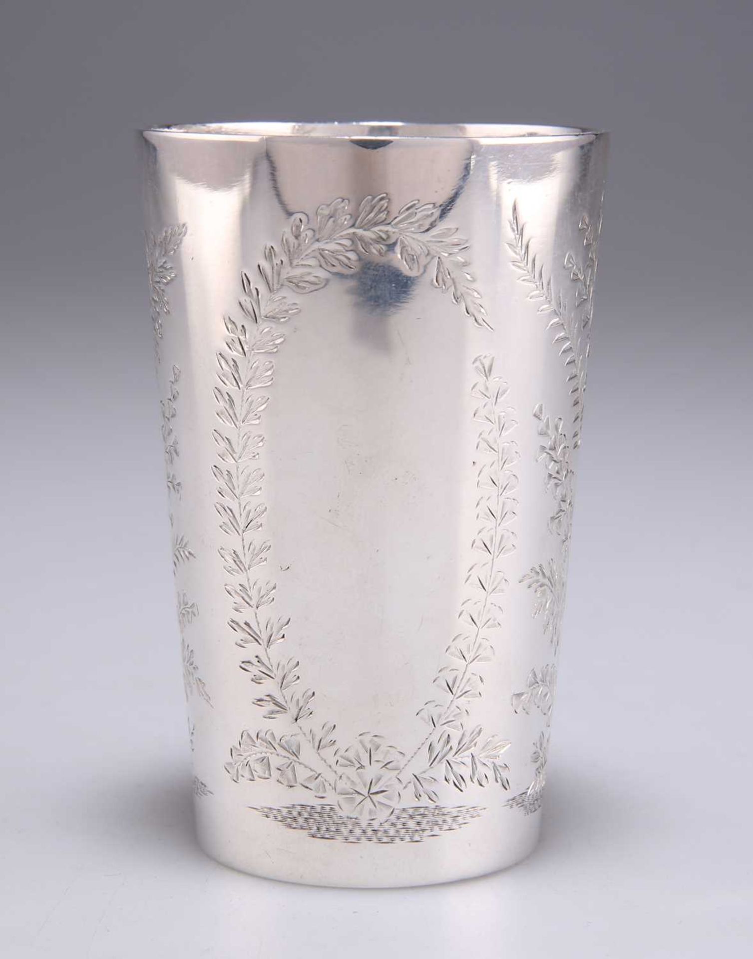 A VICTORIAN SILVER BEAKER - Image 3 of 3