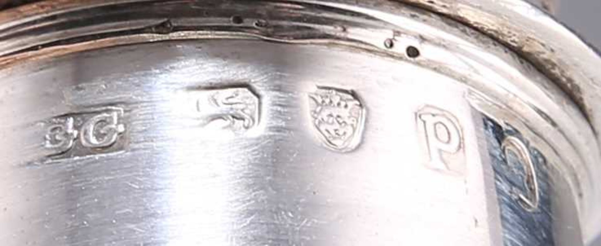 A GEORGE III SILVER CASTER - Image 3 of 3