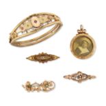 A GROUP OF VICTORIAN AND LATER JEWELLERY