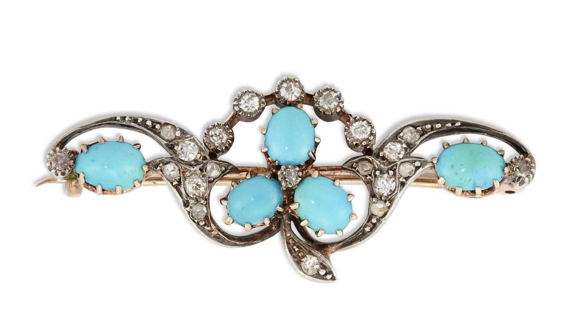 AN EARLY 20TH CENTURY TURQUOISE AND DIAMOND BROOCH