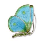 CHILD & CHILD - AN EARLY 20TH CENTURY ENAMEL AND PERIDOT BUTTERFLY BROOCH