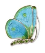 CHILD & CHILD - AN EARLY 20TH CENTURY ENAMEL AND PERIDOT BUTTERFLY BROOCH