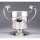 AN EDWARDIAN LARGE SILVER TROPHY CUP